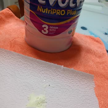 Evolvia Nutri 3 Mamanın İçinde Siyah Yabancı Maddeler Çıktı, Endişeliyim