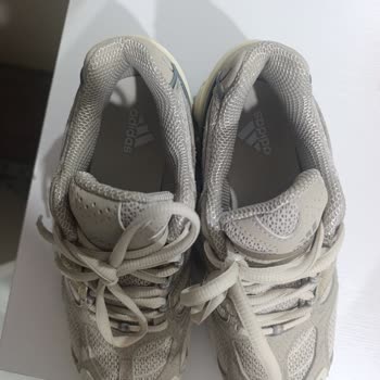 Adidas Ayakkabıda Topuk Rahatsızlığına Çözüm Bulunmuyor, Değişim Veya İade Talebi