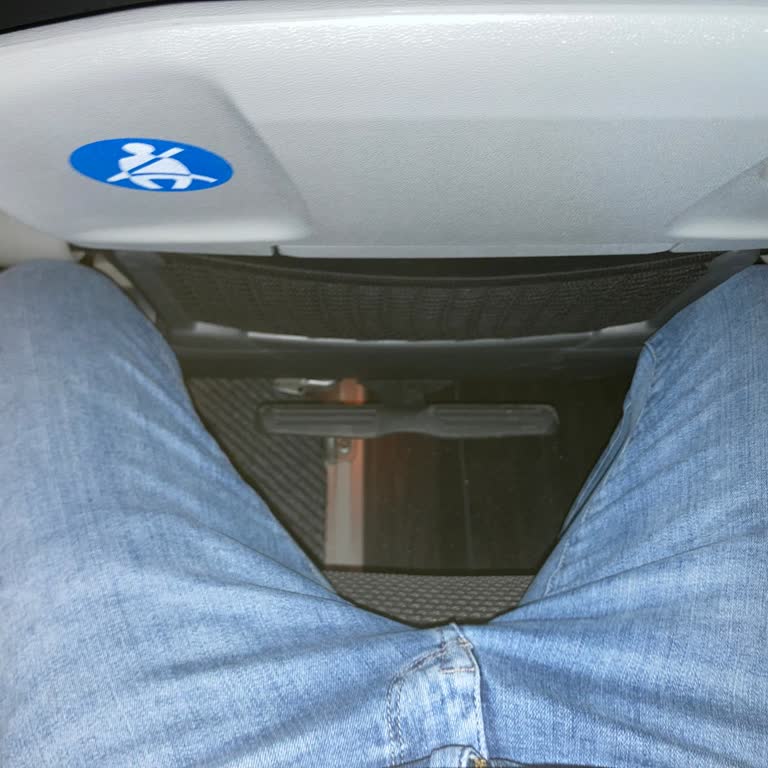 Otobüs Yolculuğunda Koltuk Arızası ve Yetersiz Hizmet Şikayeti