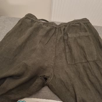 Dört Kullanımda Deforme Olan Pantolona Hayal Kırıklığı