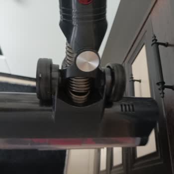 Onvo Dikey Süpürge Kısa Sürede Deforme Oldu, Servis Ücret Talep Ediyor