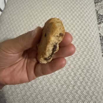 Aldığım Bisküvi Paketi Eksik Ve Hijyen Şüphesi Oluşturdu