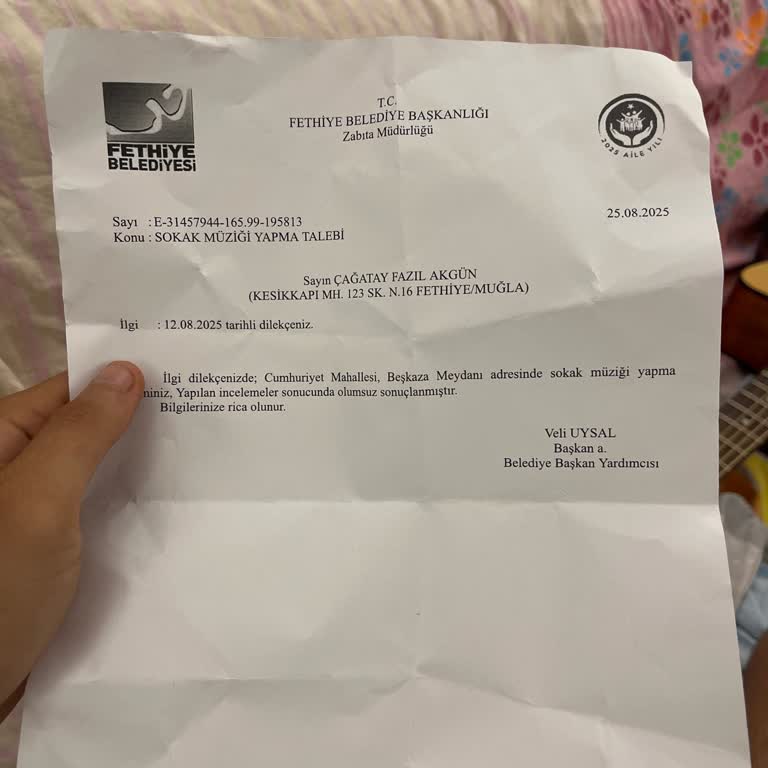 Sokak Müzisyenlerine Ekipman El Koyma Ve Adil Uygulama Eksikliği