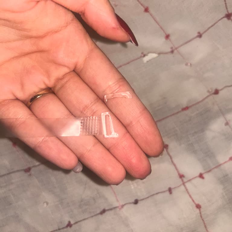 Penti Mağazasından Alınan Şeffaf Sütyen Askısı İlk Kullanımda Koptu