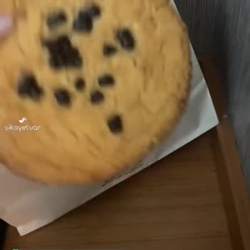 Simit Sarayı Bayat Ürün Satıyorlar