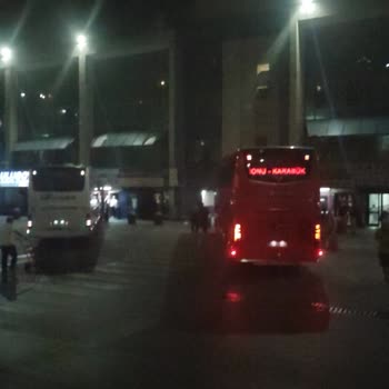 Tek Sefer Diye Satılan Otobüste Zorunlu Aktarma Ve Mağduriyet