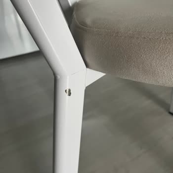 Ayıplı Sandalye İçin Çözüm Yerine Oje Önerisiyle Mağdur Edildim