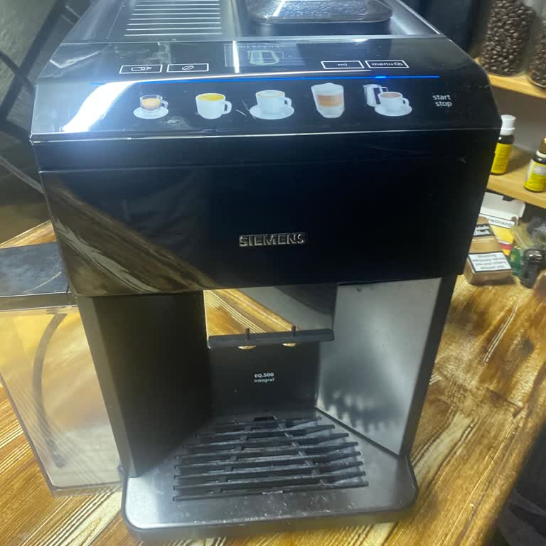 Siemens EQ500 Integral Coffee Machine Has Recurring Faults - I Want a Replacement