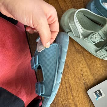 Aynı Sandalette Tekrarlayan Yırtılma Ve Müşteri Hizmetlerinden Dönüş Alamama