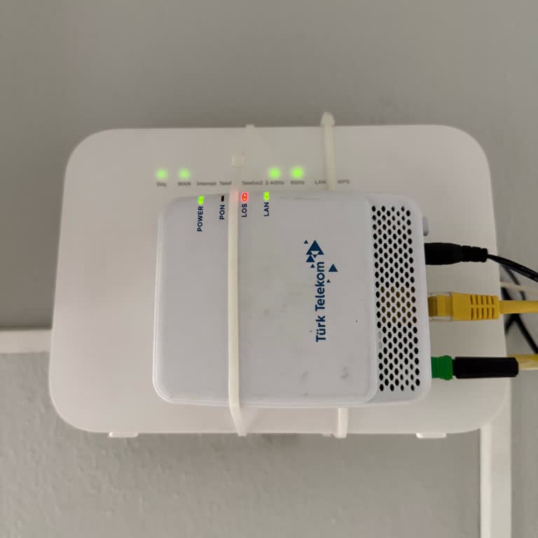 Sürekli İnternet Kesintisi Ve Yetersiz Destek Nedeniyle Mağduriyet