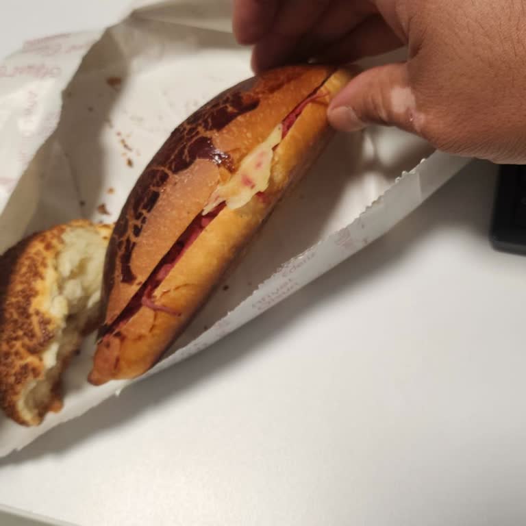 Hastane İçindeki Kafelerde Fahiş Fiyat Mağduriyeti