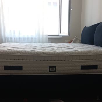 Aldığım Chester Yatakta Çökme Oldu Servis Gelmedi Mağduriyetim Giderilmiyor