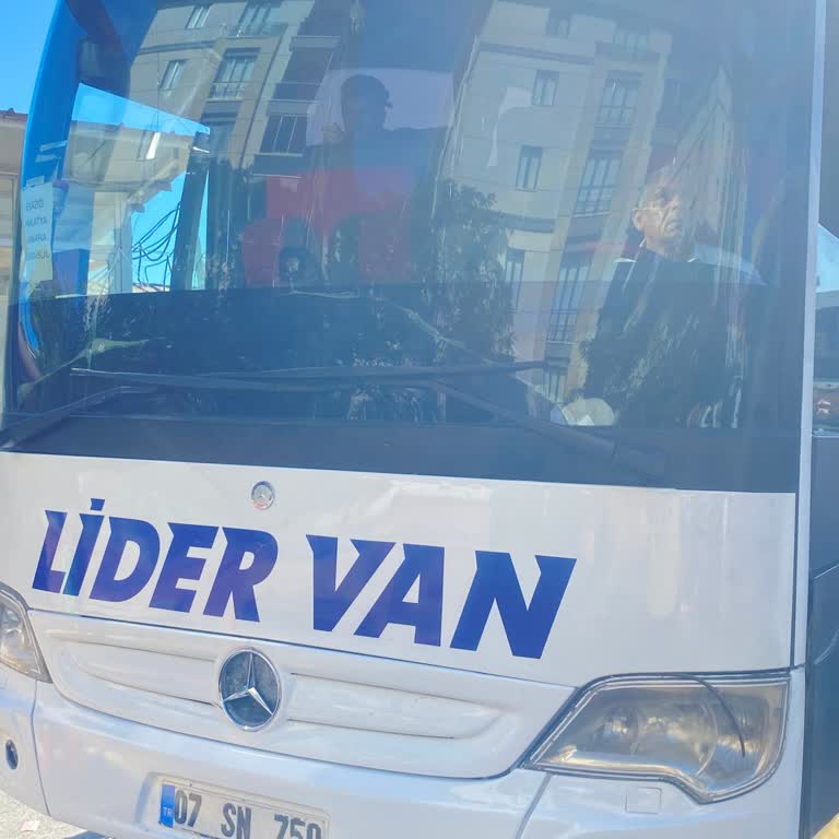 Lider Van Otobüsünde Gecikme, Kirlilik Ve Güvenlik Sorunları Yaşadım