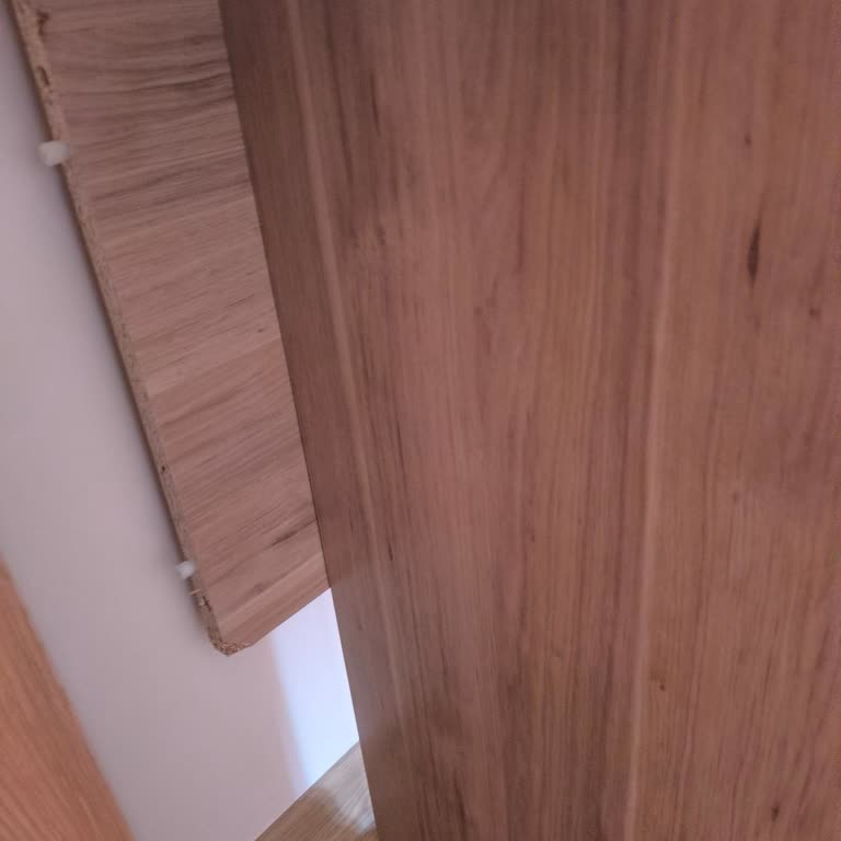 Kurulumdan Hemen Sonra Kırılan Çalışma Masası Ve Servis Sorunu