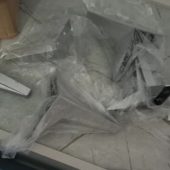 Bir Haftadır Teslim Edilmeyen Kargo Ve Çözümsüz Müşteri Hizmetleri