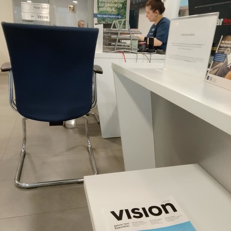 Hyundai Yetkili Serviste İlgisizlik Ve Uzun Süre Bekletilme Mağduriyeti