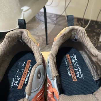 Skechers Aldığım Ayakkabı Kısa Sürede Yırtıldı Çözüm Sunulmadı