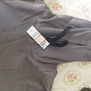 Yetkili Satıcıdan Alınan Benetton Etiketli Ürün Sahte Ve Yanlış Beden Gönderildi