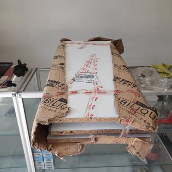 7 Gündür Teslim Alınmayan İade Kargom Mağduriyet Yaratıyor