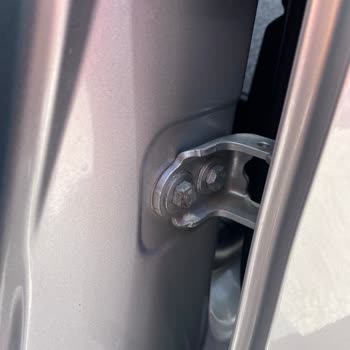 Sıfır Araçta Teslimat Sonrası Tespit Edilen Lokal Boya Nedeniyle Güven Kaybı Ve Değişim Talebi