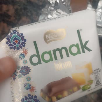 Aldığım Çikolatada Bozuk Tat Ve Siyah Lekelerle Karşılaştım