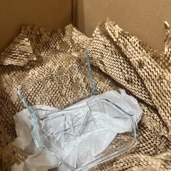 Yüksek Kargo Ücretine Rağmen Kırık Ürün Teslimatı