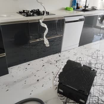 Montaj Hatasıyla Davlumbaz Düşmesi Ve Arçelik'in Sorumluluk Almaması