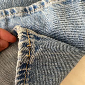 Zara Akasya AVM Ürünü İlk Yıkamamda Renk Solması Ve Belirli Bölgelerinde Sararma Meydana Geldi!