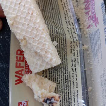 Aldığım Gofretin İçinde Kararma Ve Çürük Görülmesi