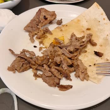 Çiğ Döner, Eksik Hizmet Ve İlgisiz Personel: Köfteci Yusuf Hayal Kırıklığı