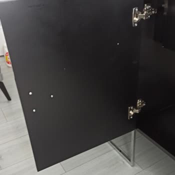 Defolu Ve Kusurlu Mobilyalar Teslim Edildi Para İadesi Talep Ediyorum