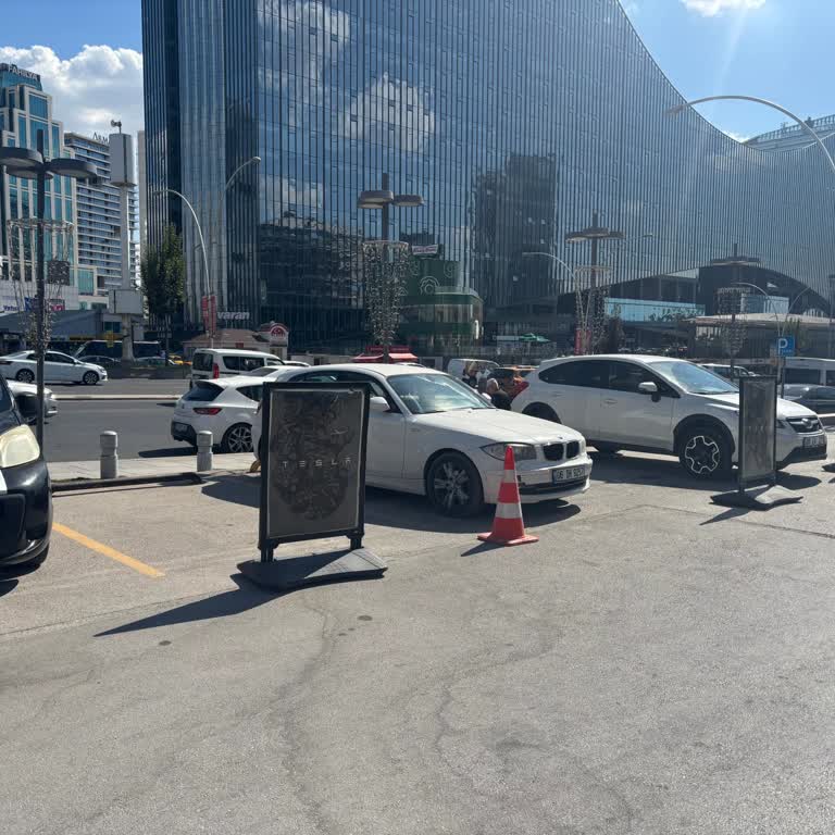 Showroomda Test Sürüşü Talebime Olumsuz Yaklaşım Ve Kötü Muamele