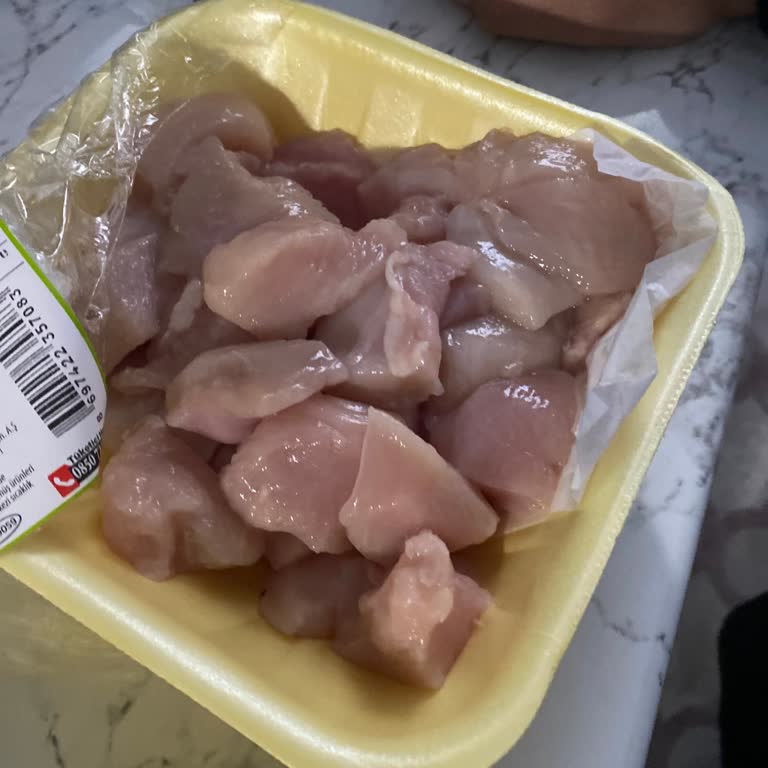 Bozuk Tavuk Ürünü Ve Ücret İadesi Sorunu Yaşadım