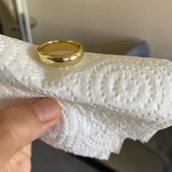 Aldığım Yüzük Kısa Sürede Karardı, Değişim Veya İade Talep Ediyorum