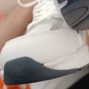 Kullanılmış Ve Kirli Ayakkabı Gönderildi, Özür Bekliyorum