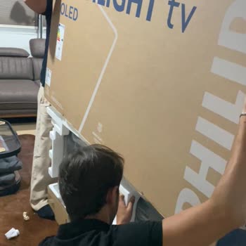 Philips Ambilight TV Arrived Defective - I Was Denied Replacement