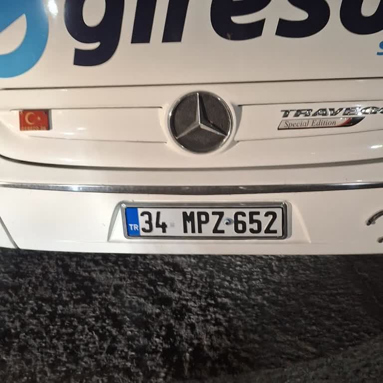 Otobüs Yolculuğunda Yaşanan Tartışma Ve Olumsuz Davranışlar