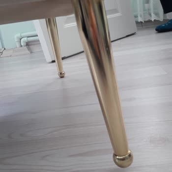 Kağan AVM Turhal Şubesinden Aldığım Koltuk Takımı, Teslimat Sırasında Kırık Parça İle Geldi