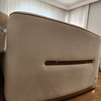 Bellona'dan Aldığım Koltuk Takımı Kirli Ve Hasarlı Teslim Edildi, Para İadesi Talep Ediyorum