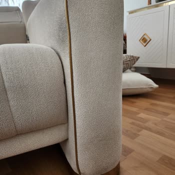 Bellona'dan Aldığım Koltuk Takımı Kirli Ve Hasarlı Teslim Edildi, Para İadesi Talep Ediyorum