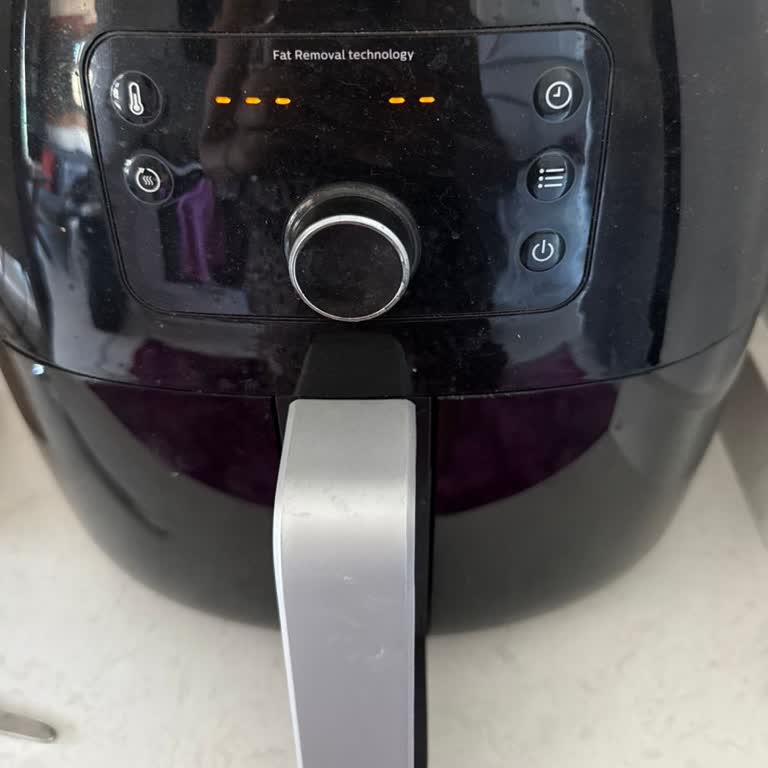 Az Kullanılan Airfryer Kendi Kendine Yandı Yüksek Onarım Ücretiyle Mağduriyet Yaşadım