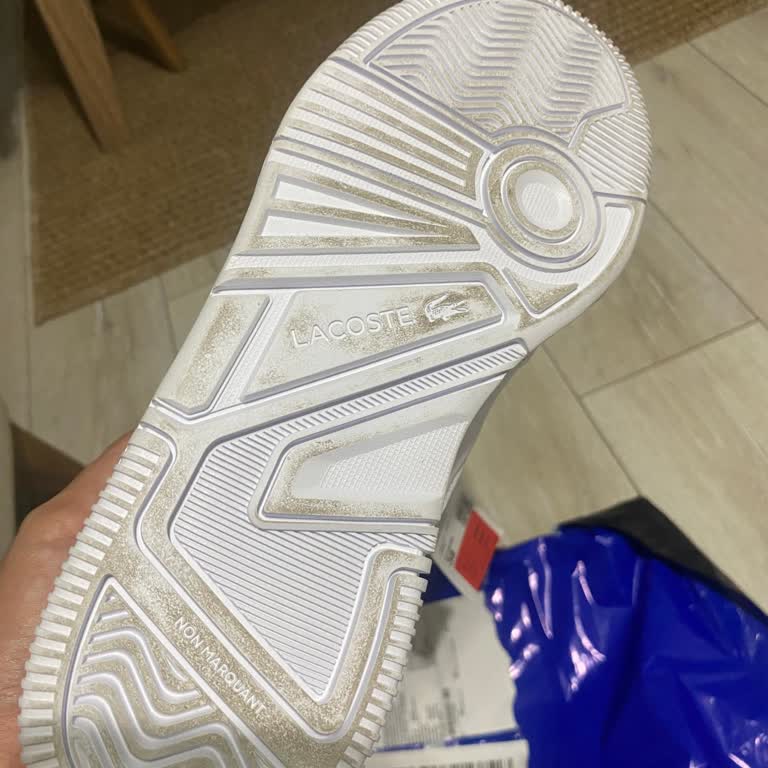 Sipariş Edilen Ayakkabının Teşhir Ürünü Olarak Gönderilmesi