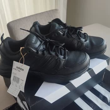 Adidas Mağazası İade Talebimi Gerekçesiz Şekilde Reddetti