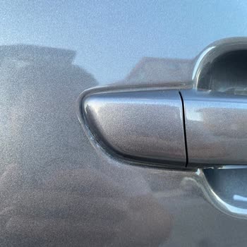 Opel Crossland Aracımda Kapı Nikelajlarında Renk Atması Ve Tutarsız Servis Yanıtları