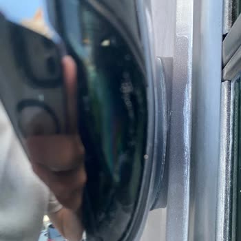 Opel Crossland Aracımda Kapı Nikelajlarında Renk Atması Ve Tutarsız Servis Yanıtları