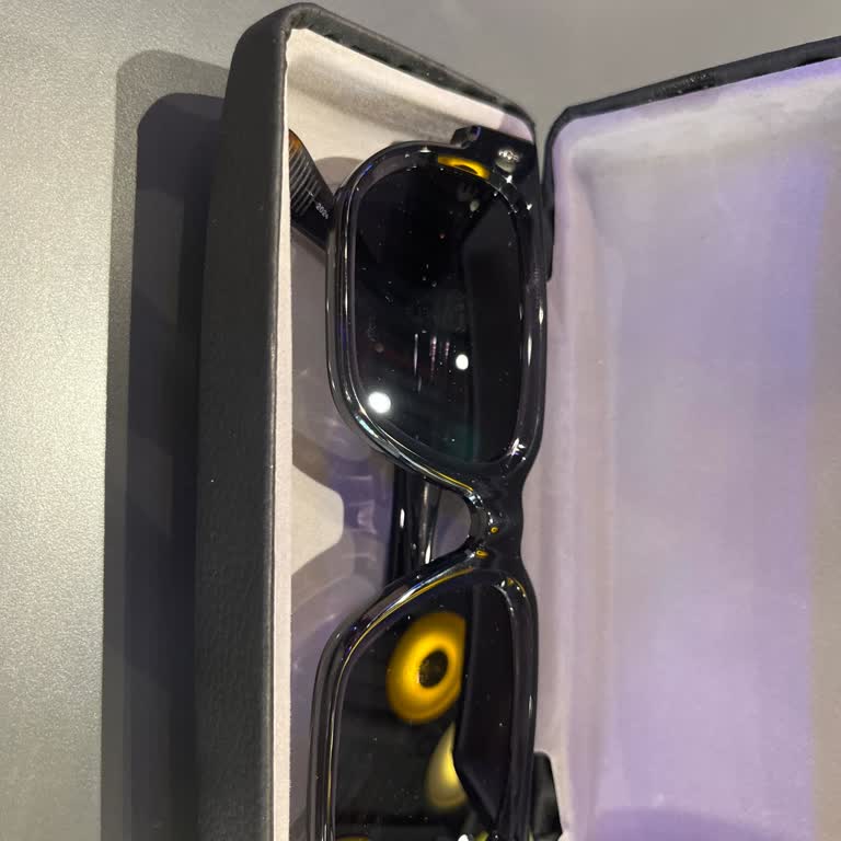 Gözlükte Yansıma Sorunu Ve İade Talebim Reddedildi, Haklarımın Korunmasını İstiyorum