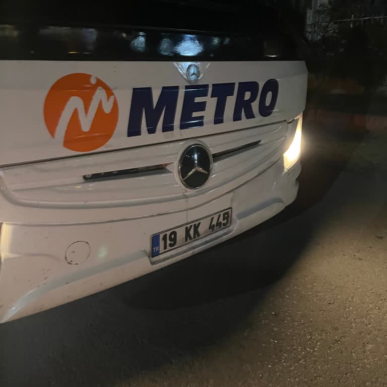 Metro Turizm Seferinde Gecikme, Bilgilendirme Eksikliği Ve Mağduriyet