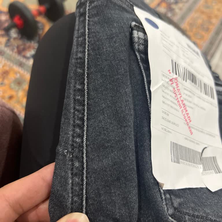 Yeni Alınan Jean Pantolonda İkinci Giyişte Ortaya Çıkan Defo Mağduriyeti