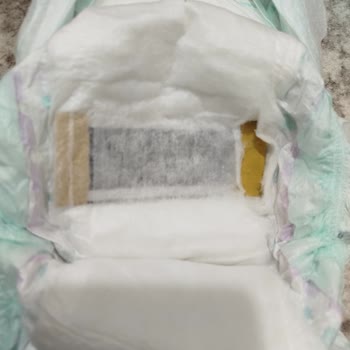 Bebek Bezinde Yabancı Madde Ve Yapıştırma Hatası Mağduriyet Yaşattı