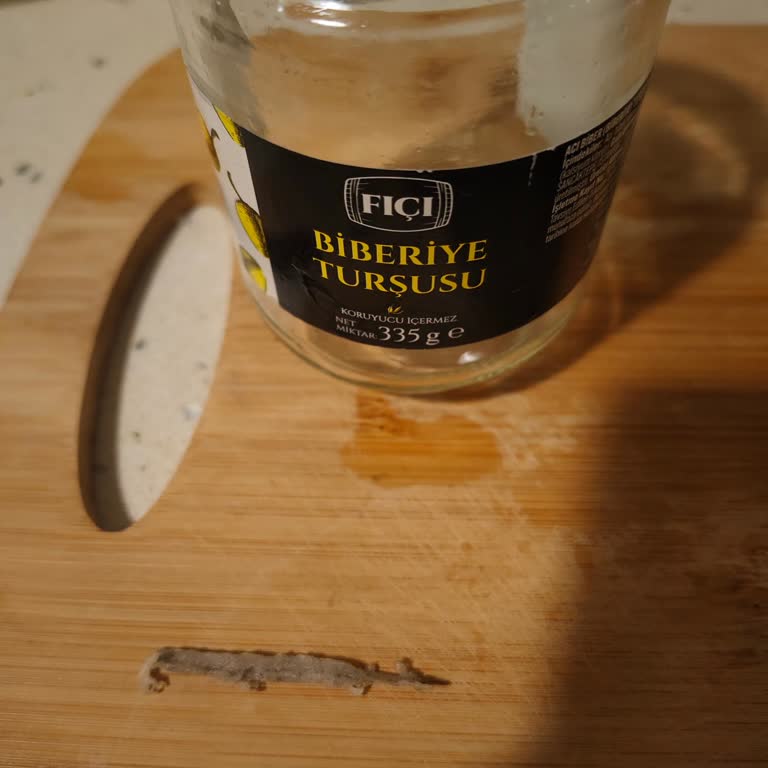 Biber Turşusundan Yabancı Madde Çıkması Ve Ücret İadesi Talebi